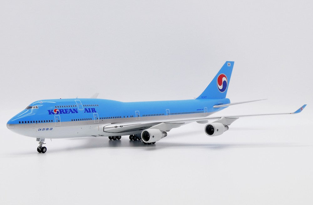 Korean Air Boeing 747-400 "Old Titles" / HL7477 /  JC Wings / 1:200 / XX7477