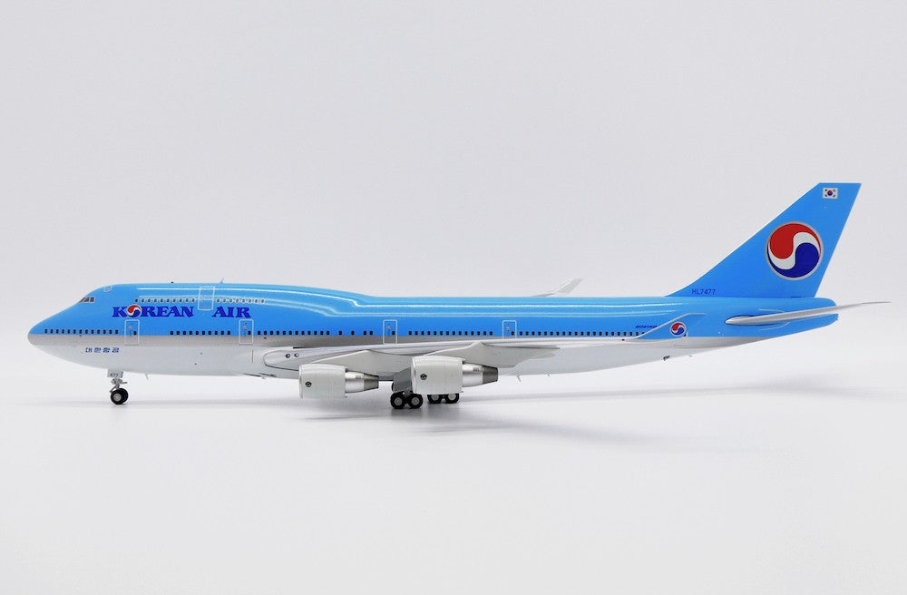 Korean Air Boeing 747-400 "Old Titles" / HL7477 /  JC Wings / 1:200 / XX7477