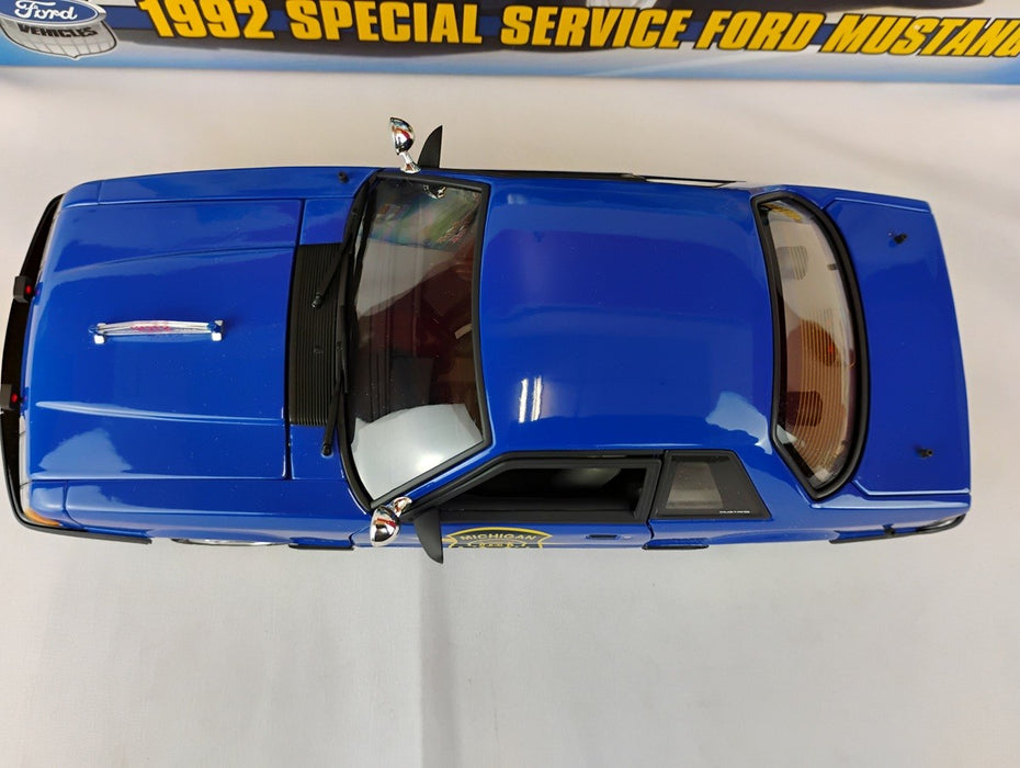 ( Used)(Free shipping)  1992 Ford Mustang Special Service Michigan (blue) GMP 9064