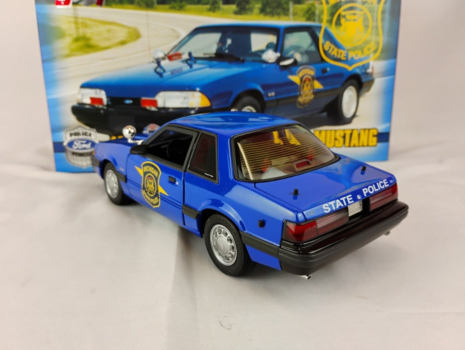 ( Used)(Free shipping)  1992 Ford Mustang Special Service Michigan (blue) GMP 9064