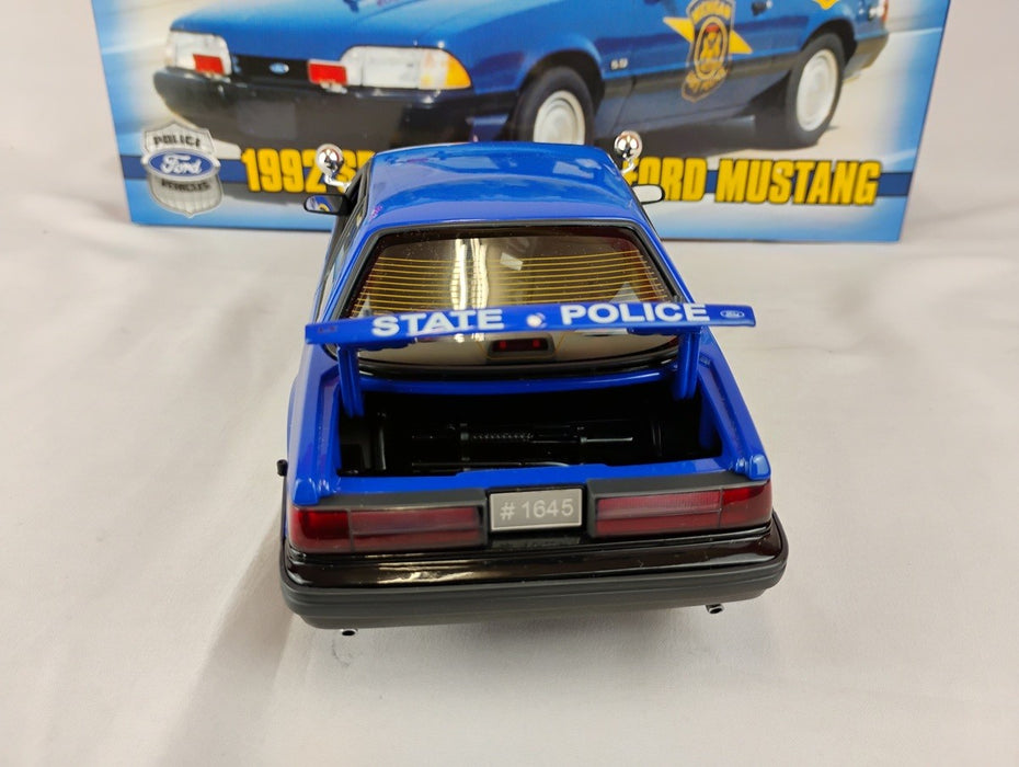( Used)(Free shipping)  1992 Ford Mustang Special Service Michigan (blue) GMP 9064