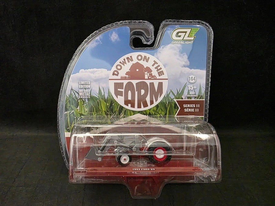 CHASE CAR 1952 Ford 8N Tractor in Red and White - Down on the Farm Series 11 - 1/64 Greenlight - 48110 CGR