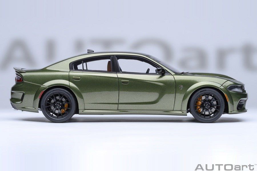 Dodge Charger SRT Hellcat Redeye Jailbreak (F8 Vert) - Autoart 1/18 - 71752 Passion Diecast 