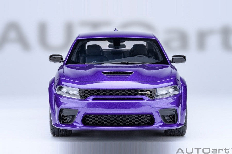 Dodge Charger Scat Pack Widebody (Plum Crazy) - Autoart 1/18 - 71757 Passion Diecast 