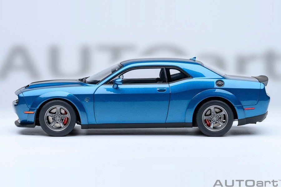 Dodge Challenger SRT Superstock 2023 (Frostbite) - Autoart 1/18 - 71767 Passion Diecast 