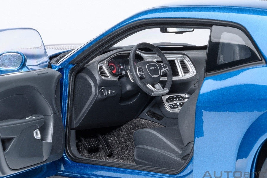 Dodge Challenger SRT Superstock 2023 (Frostbite) - Autoart 1/18 - 71767 Passion Diecast 