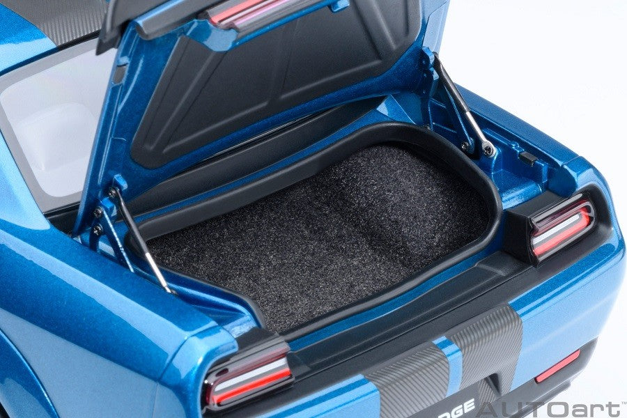 Dodge Challenger SRT Superstock 2023 (Frostbite) - Autoart 1/18 - 71767 Passion Diecast 