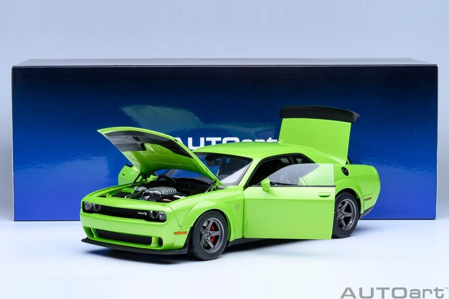 Dodge Challenger SRT Superstock 2023 (Sublime) - Autoart 1/18 - 71769 Passion Diecast 