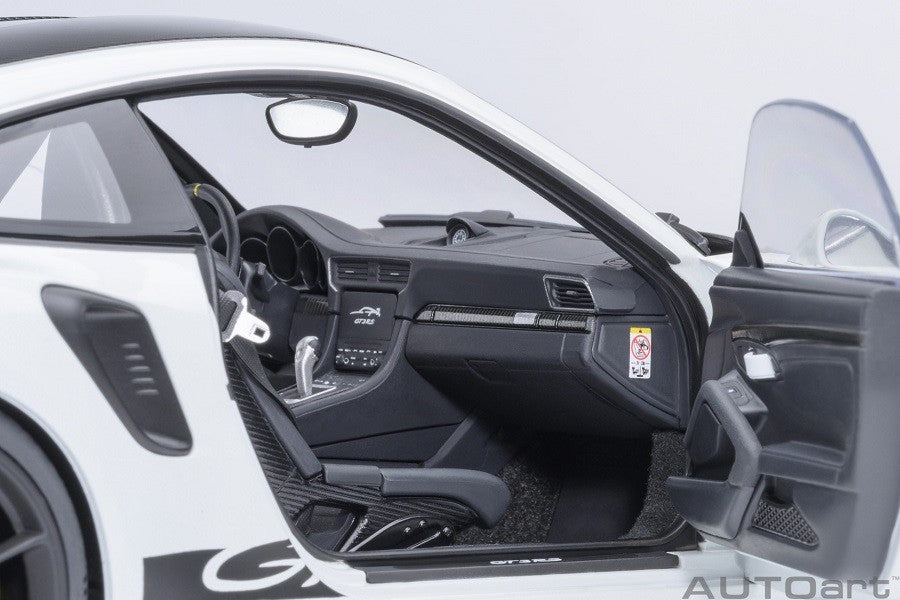 Porsche 911 (991.2) GT3 RS Weissach Package (White) - Autoart 1/18 - 78176 Passion Diecast 