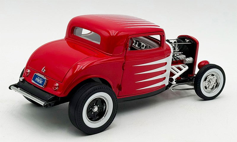 1932 Ford Three Window in Peppermint Twist - ACME - 1/18 - A1805026