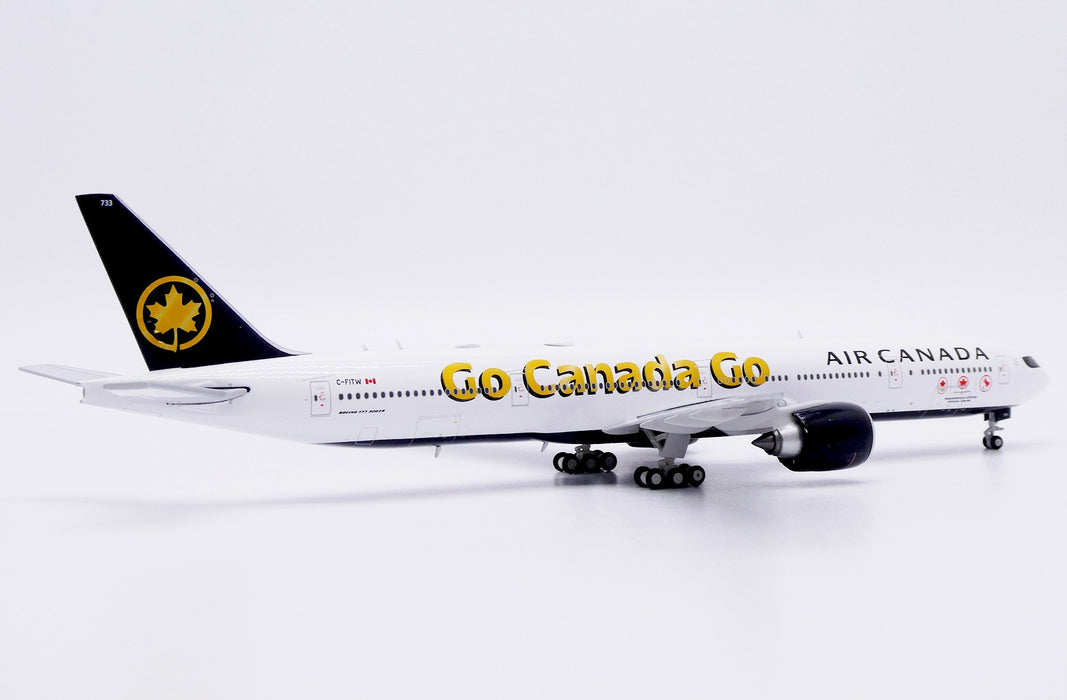 Air Canada Boeing 777-300ER "Go Canada Go" / C-FITW/  JC Wings  1:400 / XX40258