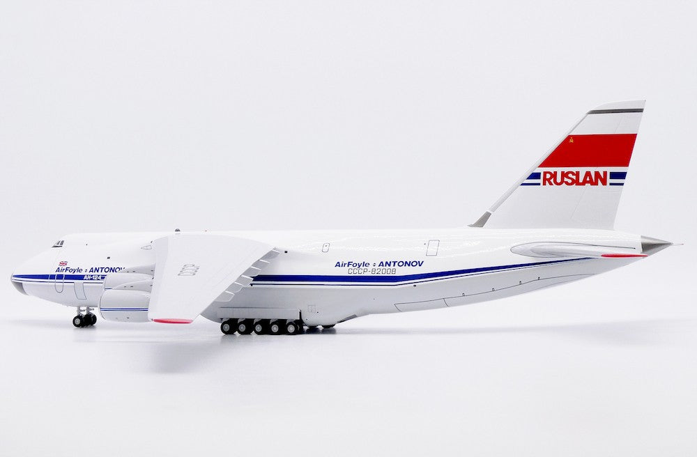 AirFoyle Antonov AN-124 "Ruslan" / CCCP-82008 /  JC Wings / 1:200 / XX20698