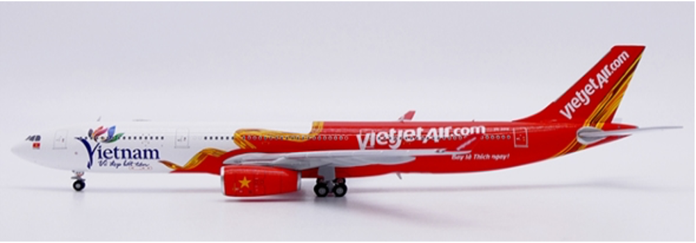 VietJet Airbus A330-300 "Vietnam Timeless Charm" / VN-A814 / JC Wings / 1:400 / XX40272
