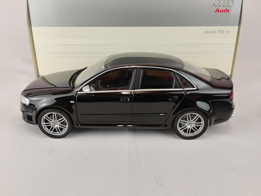 (Used)(Free shipping)  AUDI RS B7 4 DOORS (BLACK)  DEALER EDITION 1/18 MINICHAMPS 37894  Used