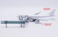 Air passenger Bridge for wide-body aircraft Green / 1 per set / JC Wings / 1:400 / LH4391