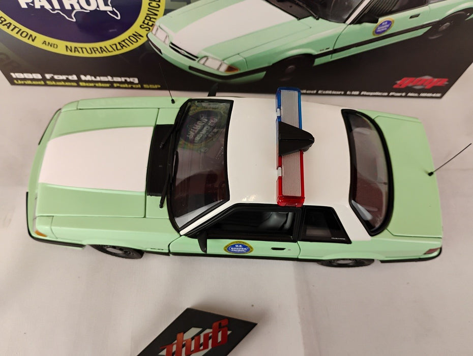 (Used)(Free shipping)  1991 FORD MUSTANG UNITED STATES BORDER PATROL S.S.P. (SILVER) 1/18 GMP 18844   Used