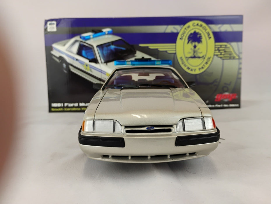 (Used)(Free shipping)  1991 FORD MUSTANG SOUTH CAROLINA HIGHWAY PATROL S.S.P. (SILVER) 1/18 GMP 18444   Used