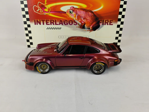 (Used)(Free shipping)  PORSCHE 935 FROG INTERLAGO FIRE 1/18 EXOTO 46268  Used