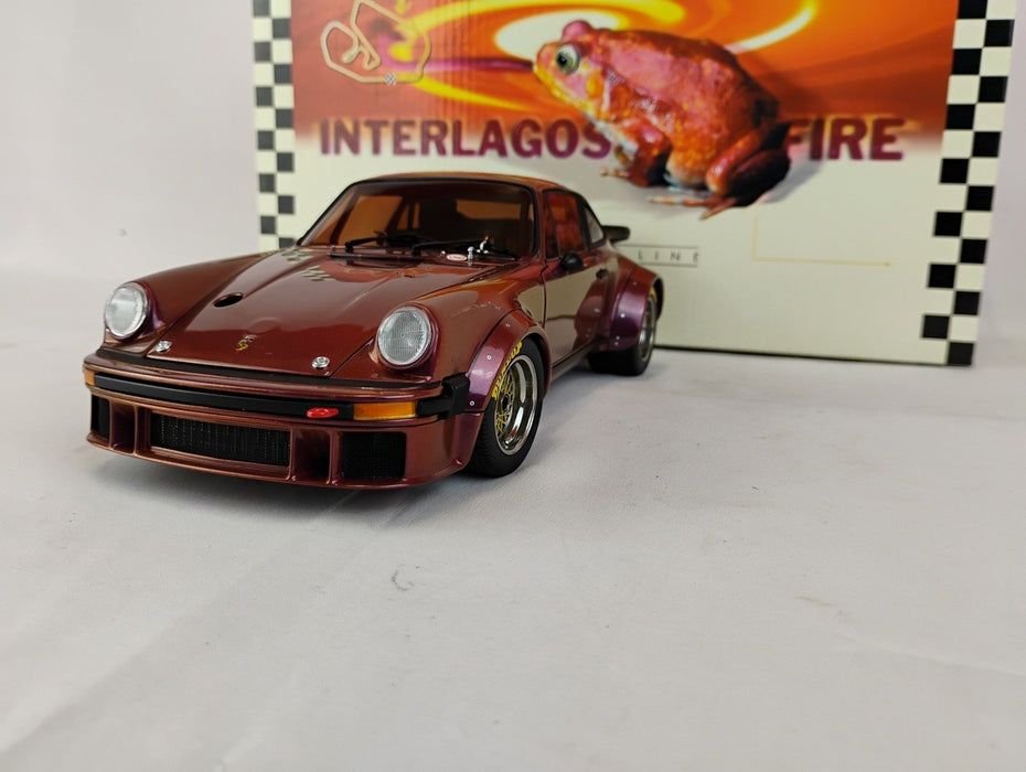 (Used)(Free shipping)  PORSCHE 935 FROG INTERLAGO FIRE 1/18 EXOTO 46268  Used
