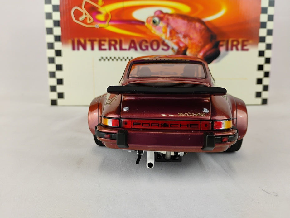 (Used)(Free shipping)  PORSCHE 935 FROG INTERLAGO FIRE 1/18 EXOTO 46268  Used