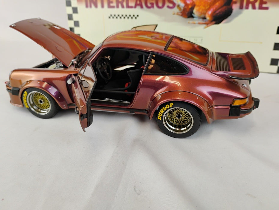 (Used)(Free shipping)  PORSCHE 935 FROG INTERLAGO FIRE 1/18 EXOTO 46268  Used