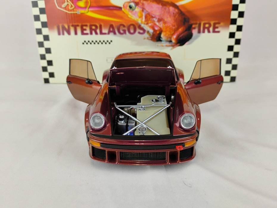 (Used)(Free shipping)  PORSCHE 935 FROG INTERLAGO FIRE 1/18 EXOTO 46268  Used