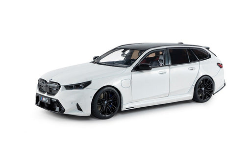 BMW M5 Touring M 2025 White - Solido - 1/18 - S1814802 - Passion Diecast 