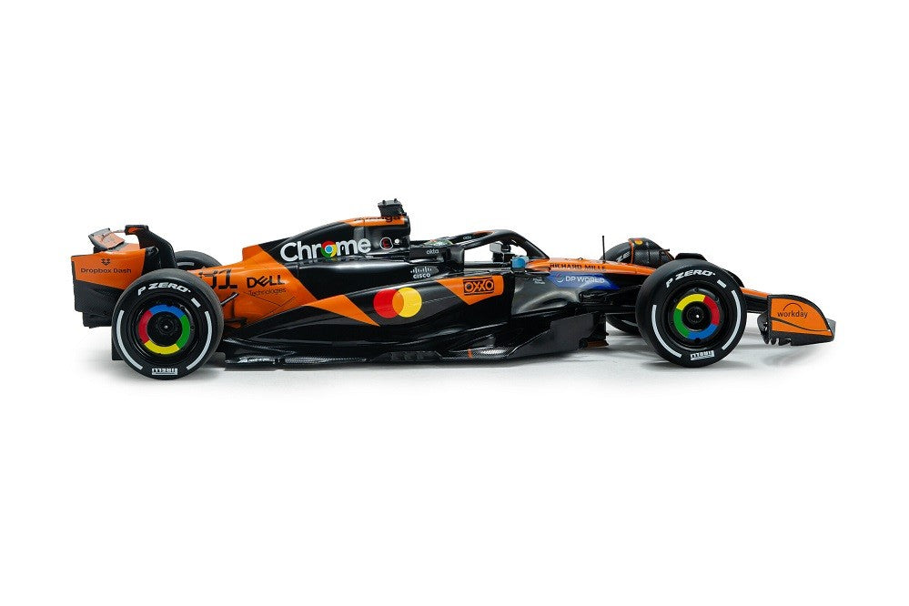 McLaren MCL39 No 81 Piastri Chine 2025 - Solido - 1/18 - S1818702 - Passion Diecast 