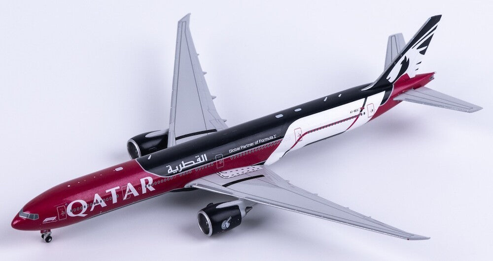 Qatar Airways Boeing 777-300ER "Formula 1" / A7-BEG /  JC Wings / 1:400 / XX40844