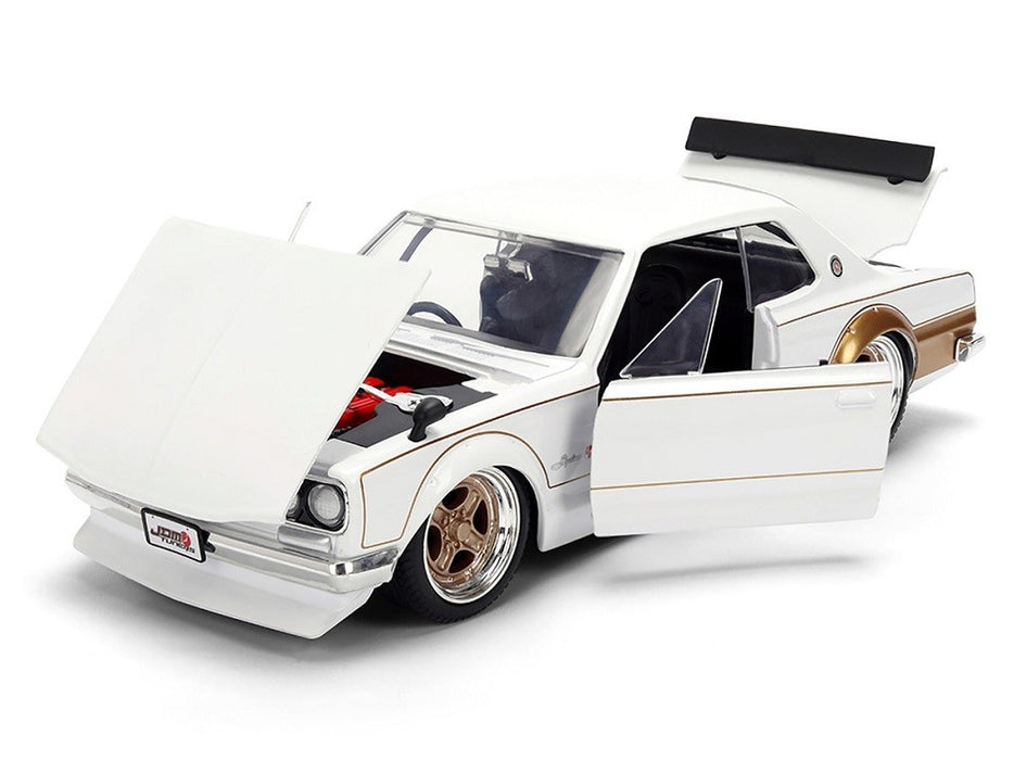 1971 Nissan Skyline 2000GT-R - White with Gold Graphics - JDM Tuners - Jada 1/24 - 37021 Passion diecast