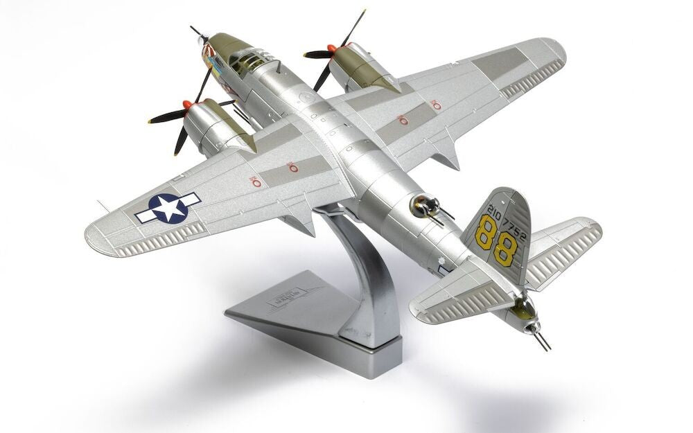 Martin B-26B Marauder / USAAF 320th BG, 444th BS, no. 2-107752 Miss Arkansas, Sardinia, August 1944 / Corgi AA29502