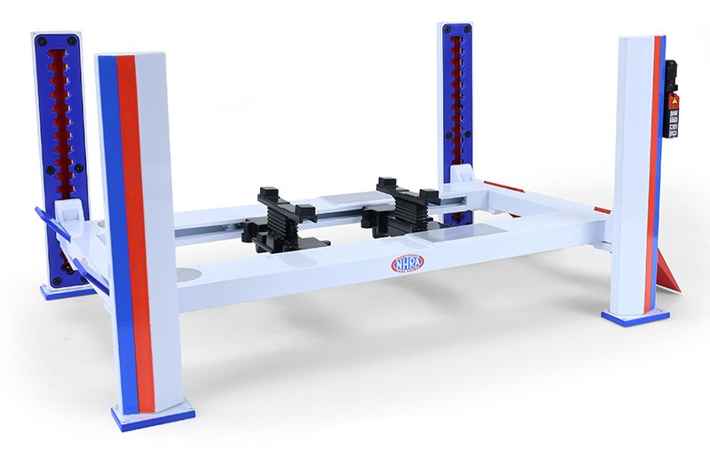  NHRA - Four-Post Lift in Red White and Blue - Greenlight - 1/18 - 13706 - Passion Diecast 