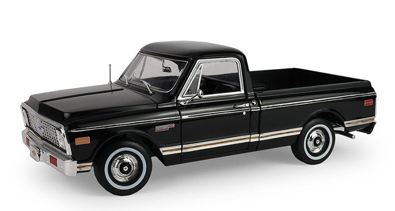 1971 Chevrolet C10 Custom Pickup Truck in Black Barrett-Jackson - Scottsdale 2024 - Highway 61 - 1/18 - 18054