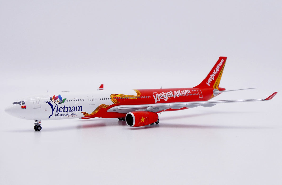 VietJet Airbus A330-300 "Vietnam Timeless Charm" / VN-A814 / JC Wings / 1:400 / XX40272