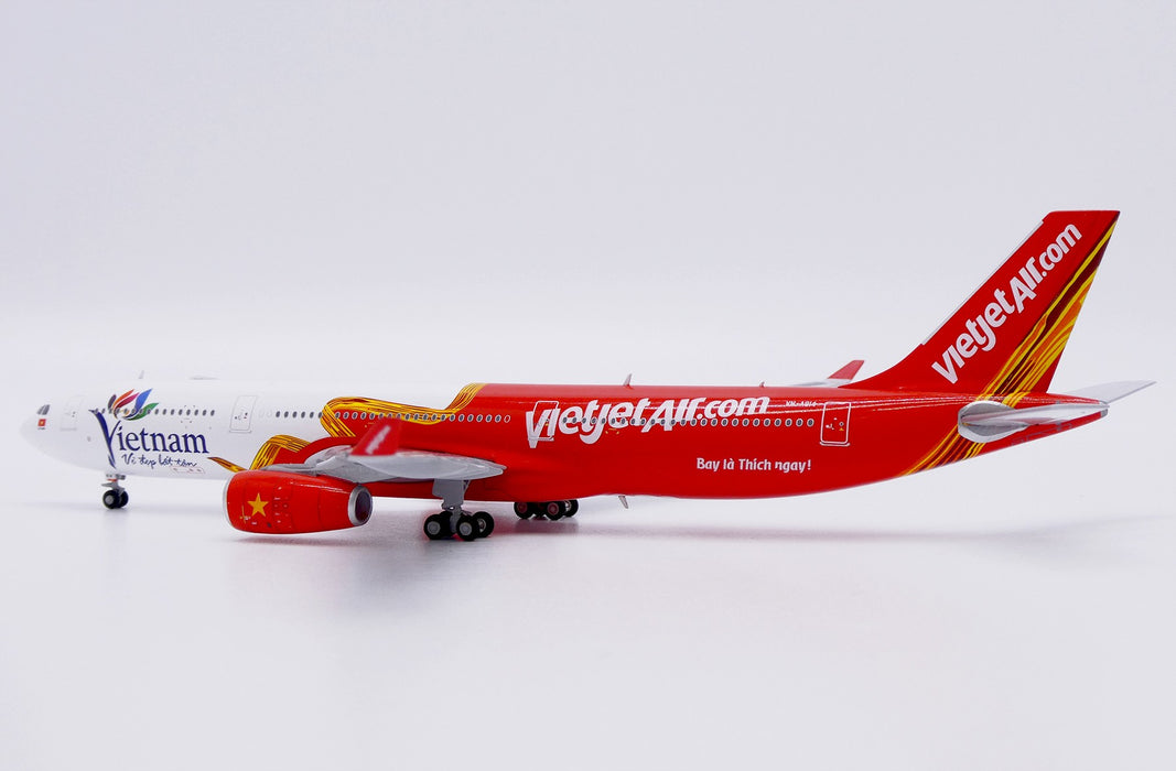 VietJet Airbus A330-300 "Vietnam Timeless Charm" / VN-A814 / JC Wings / 1:400 / XX40272