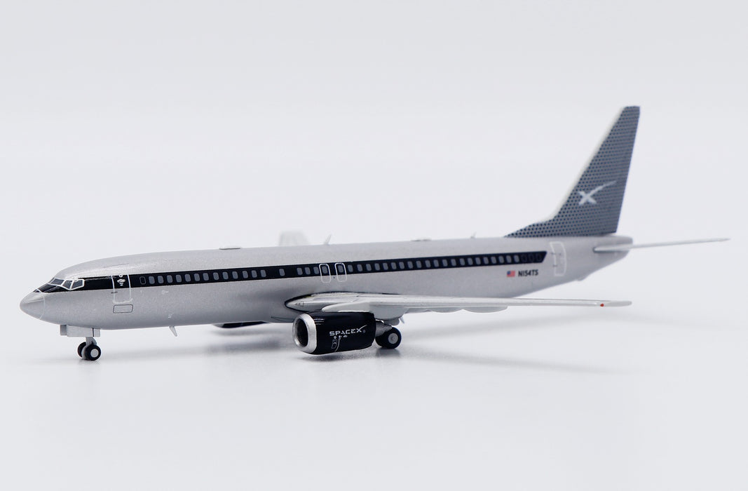 SpaceX Boeing 737-800 / N154TS /  JC Wings 1:200 / XX20558