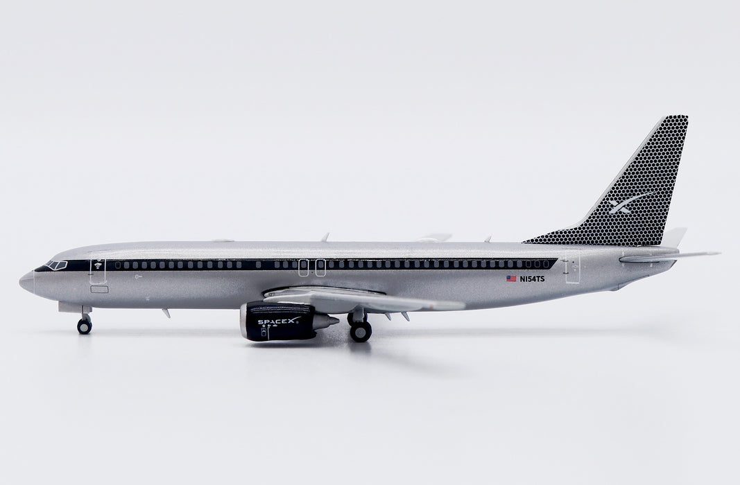 SpaceX Boeing 737-800 / N154TS /  JC Wings 1:200 / XX20558