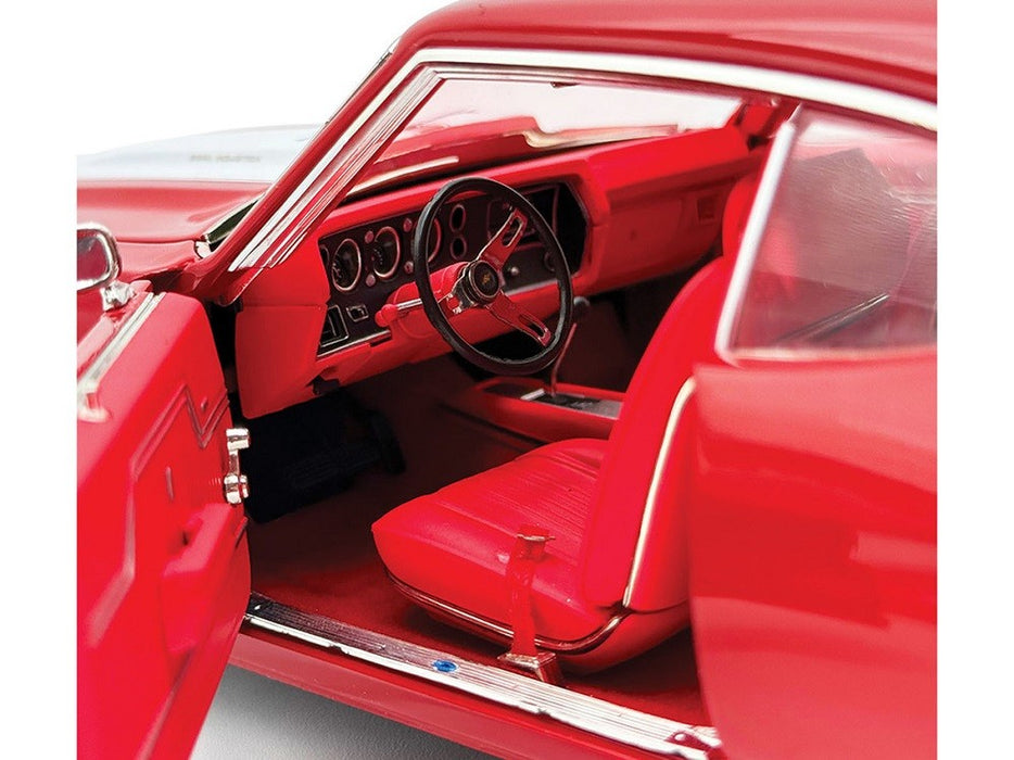 1970 Chevrolet Chevelle SS 454 LS6 in Cranberry Red - ACME - 1/18 - A1805530 Passion Diecast 