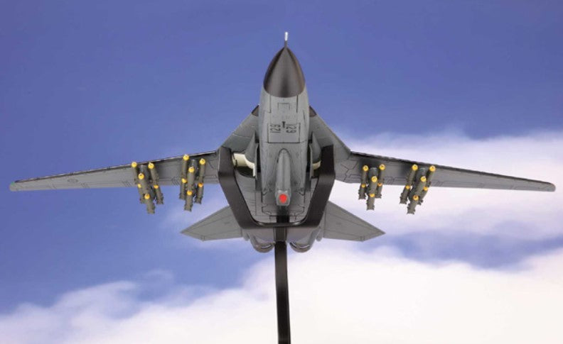 (Free shipping)  General Dynamics F-111C Aardvark / RAAF No.6 Sqn, Amberley, Australia, 90 years / HM 1:72  HA3034
