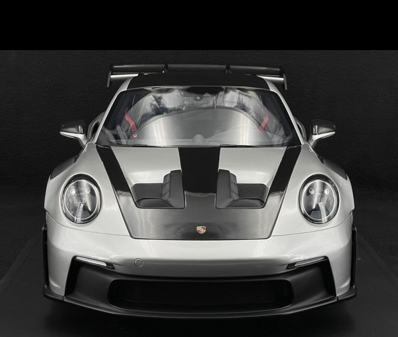 Porsche 911 GT3 RS Type 992.1 2022 Weissach Package Silver GT / Red Stripes - 1/8 - GT SPIRIT - GTS802001 Passion Diecast