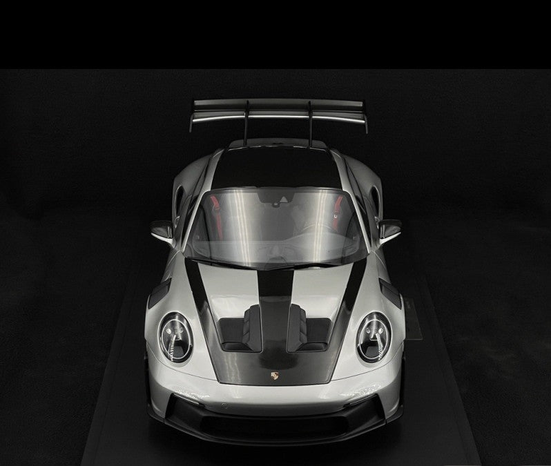Porsche 911 GT3 RS Type 992.1 2022 Weissach Package Silver GT / Red Stripes - 1/8 - GT SPIRIT - GTS802001 Passion Diecast
