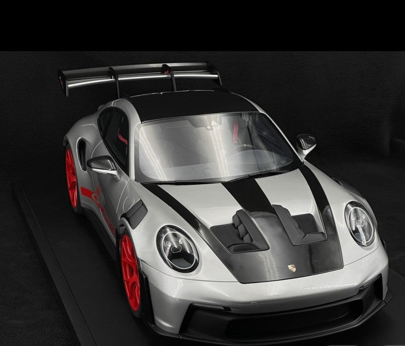 Porsche 911 GT3 RS Type 992.1 2022 Weissach Package Silver GT / Red Stripes - 1/8 - GT SPIRIT - GTS802001 Passion Diecast