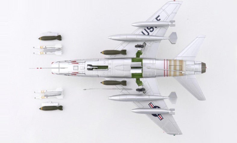 (Preorder)(Free shipping) North American F-100D Super Sabre / USAF, NTL Military Museum, Netherlands / Hobby Master 1:72 HA2127