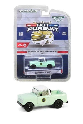 US Border Patrol - 1969 Harvester Scout Half Cab - Hot Pursuit Series Special Edition - 1/64 Greenlight - 43035 A