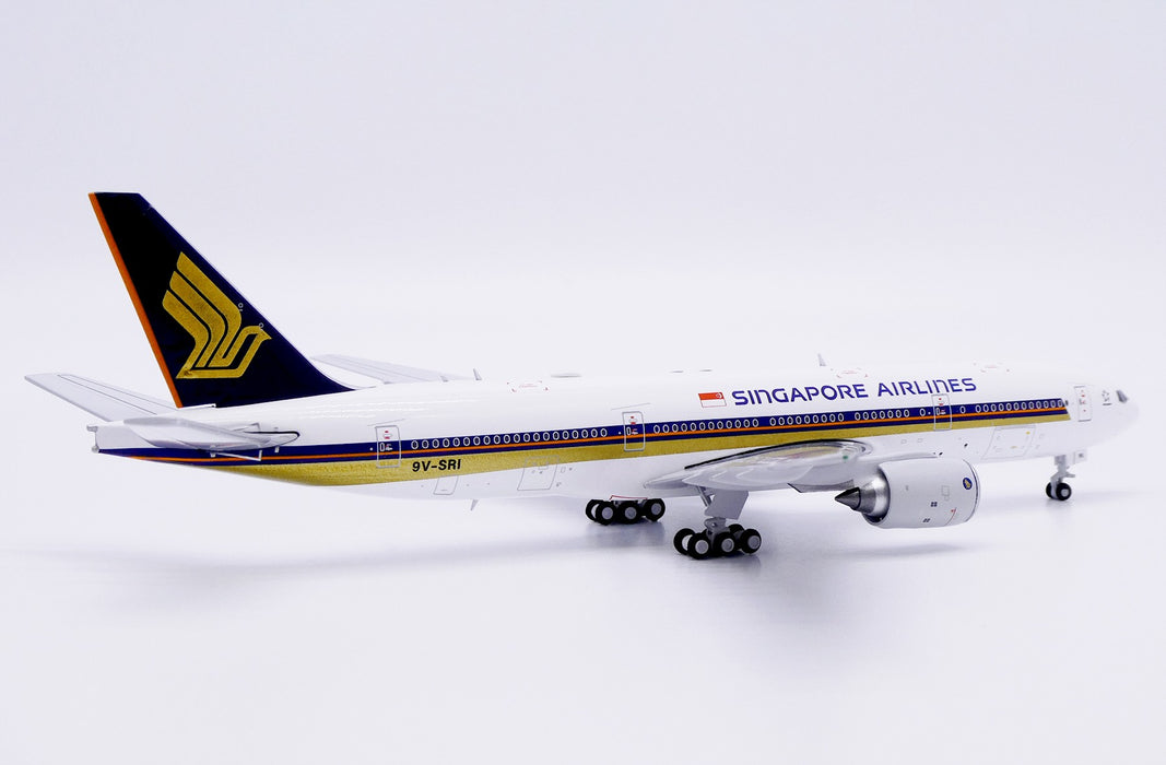 Singapore Airlines Boeing 777-200ER "Small Titles" / 9V-SRI / JC Wings / 1:400 / XX40673