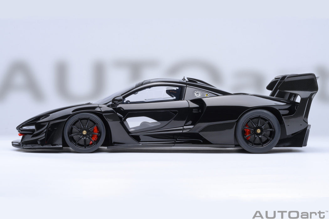 McLaren Senna GTR (Onyx Black) - Autoart 1/18 - 81954 - Passion Diecast 