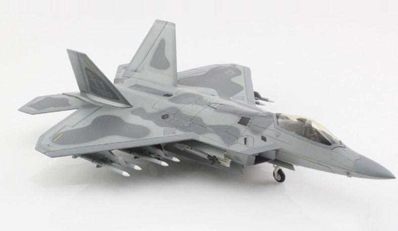 (Preorder)(Free shipping) Lockheed F-22A Raptor / USAF 325th FW, 43rd FS, J. Gunderson, Tyndall AFB, Sign. Ed. / HM 1:72  HA2833