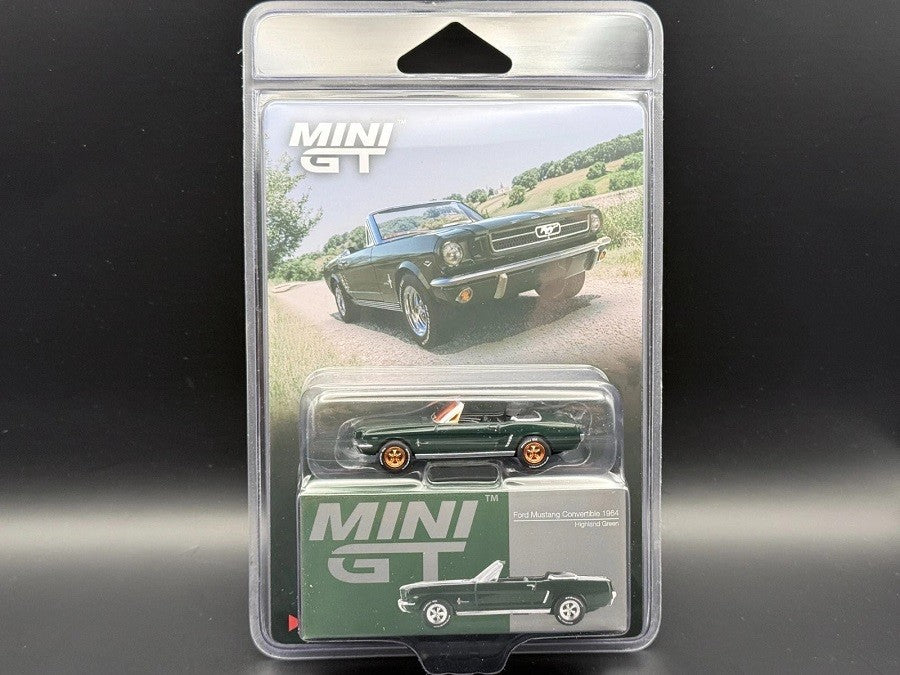 CHASE CAR Ford Mustang Convertible 1964 - Highland Green - Mini GT - 1:64 - MGT01166GR