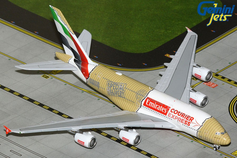 Emirates Airbus A380 "Courier Express" / A6-EET  / Gemini Jets 1:400 / GJUAE2384