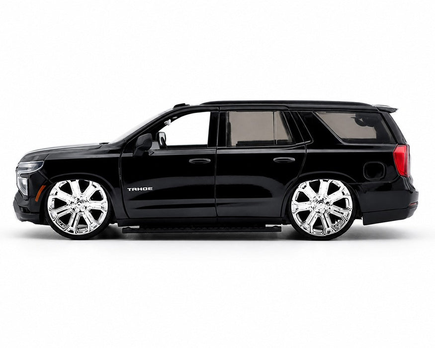 2025 Chevrolet Tahoe Custom - Black - Motormax 1/24 - 79105 BK Passion Diecast